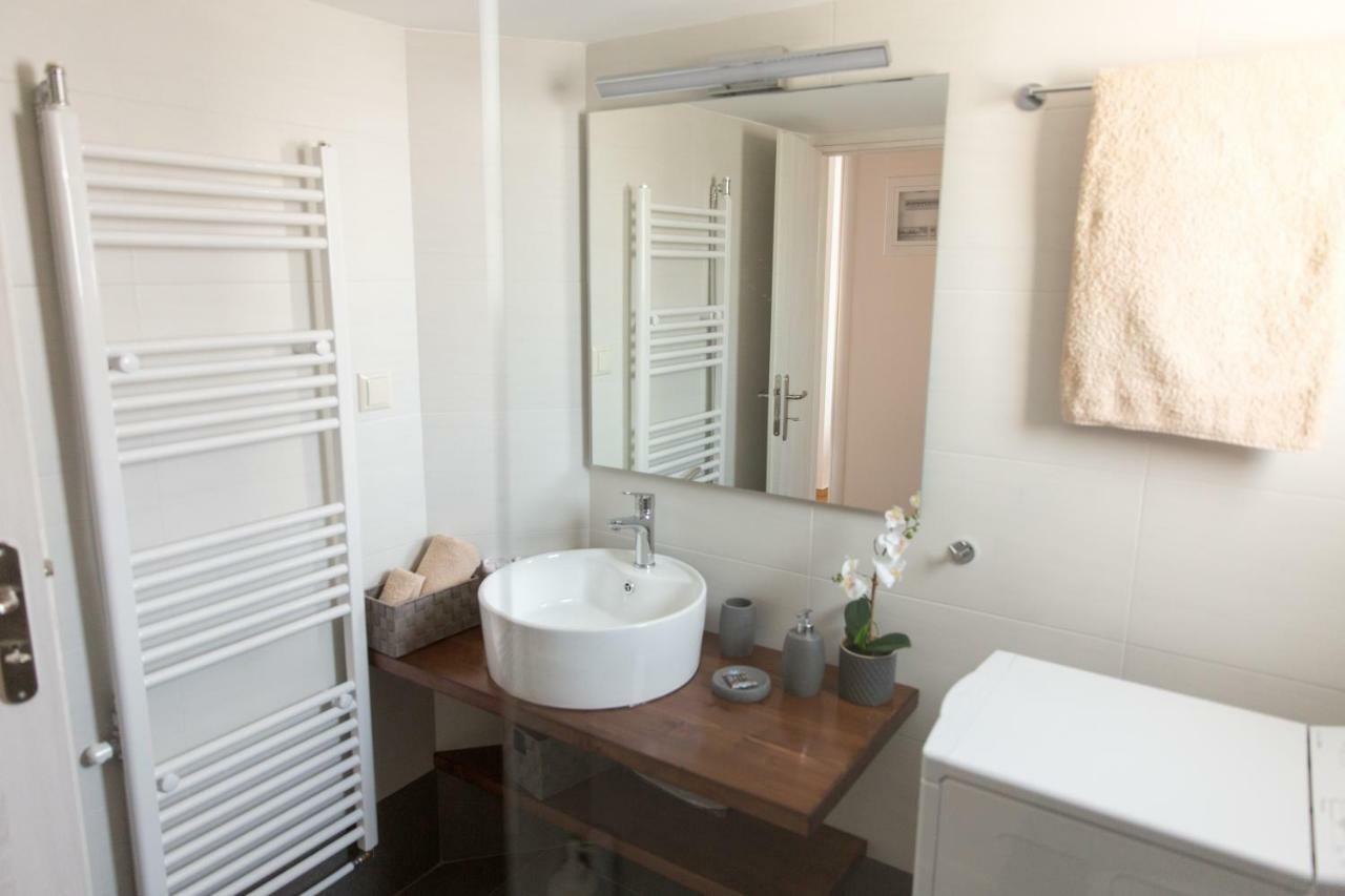 Ivannas Penthouse Athens Exterior photo